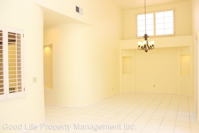 Foto del edificio - 2 br, 2 bath House - 15549 Walton Heath Row