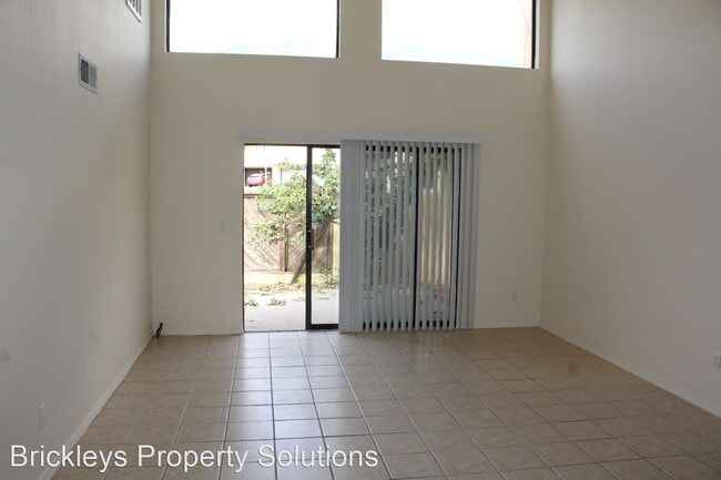 Building Photo - 2 br, 2 bath House - 869-C Tramway Ln Ct. NE