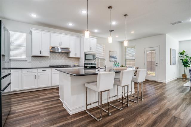 Building Photo - 4116 Adelaide Dr