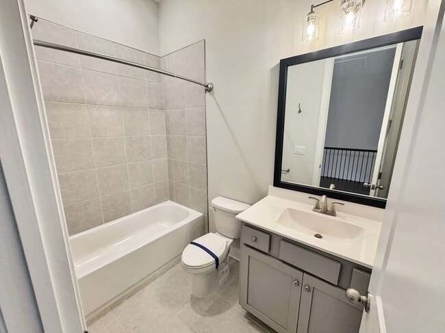 Building Photo - 671 Stickley Oak Way