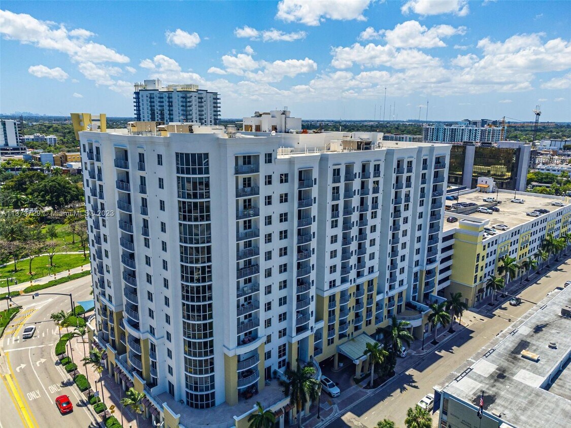 Foto principal - 1830 Radius Dr