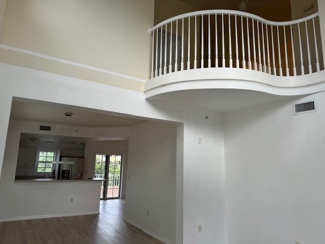 Foto del edificio - 4455 Botanical Place Cir