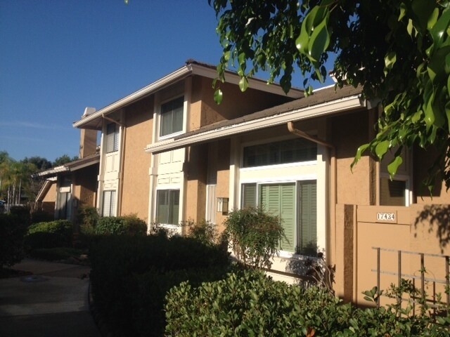 Foto del edificio - 3BD 3BA Townhouse in Rancho Bernardo - Pla...