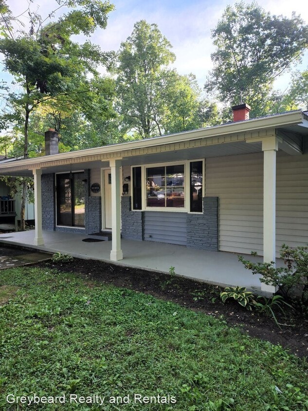 Primary Photo - 2 br, 1 bath House - 106 Lousia Street
