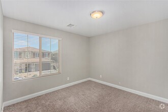 Building Photo - 10963 Mount Goyer St