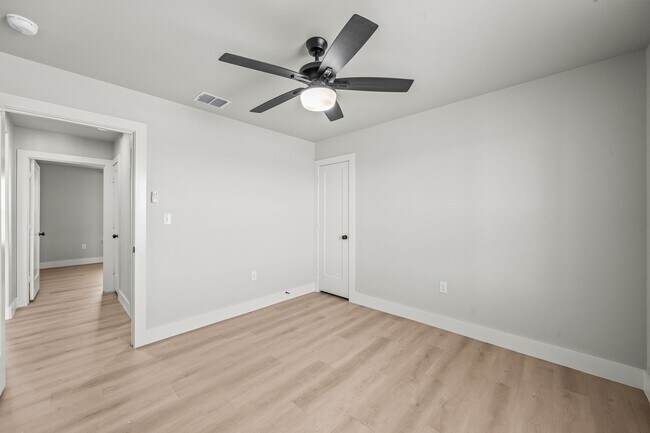 Foto del edificio - 10519 East C R 7400