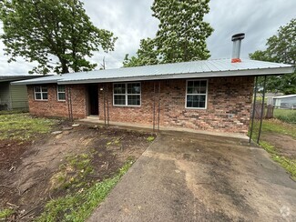 Building Photo - 5406 S 17th Terrace
