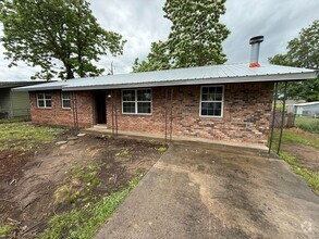 Building Photo - 5406 S 17th Terrace