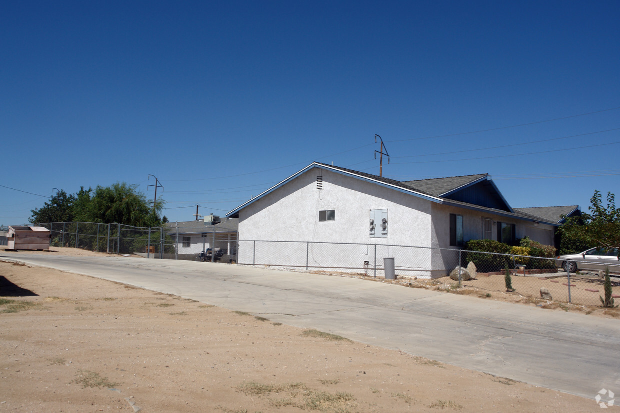 Building Photo - 9020 I Ave