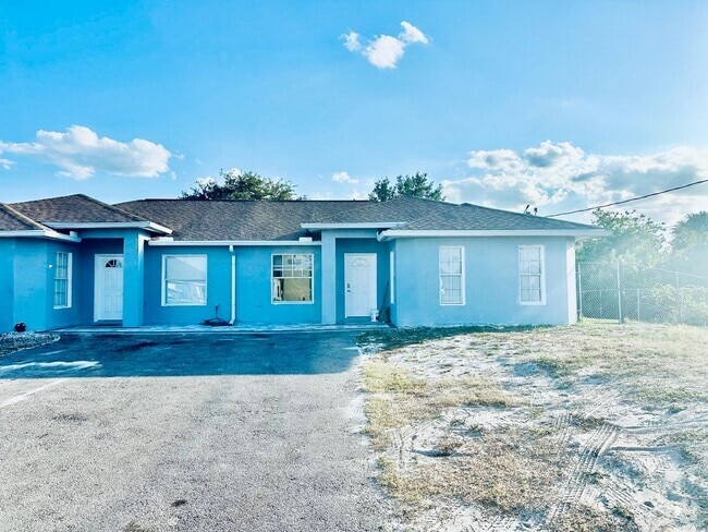 Building Photo - 4813 Leonard Blvd S