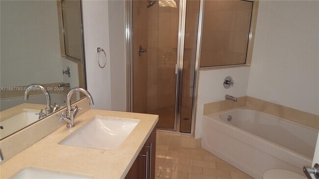 Foto del edificio - 79 SW 12th St