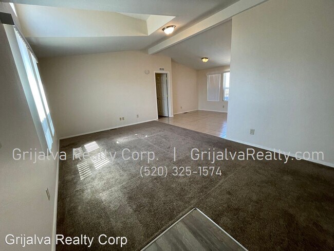 Foto del edificio - 3 br, 2 bath House - 10595 W. Anthony Dr.