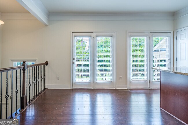 Foto del edificio - 1504 Woodbridge Way NE