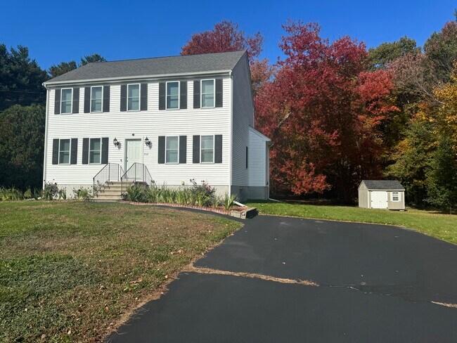 Foto del edificio - 950 S Main St