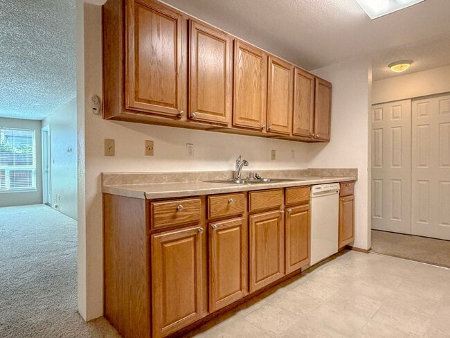 Building Photo - 2bd/2bth Condo Located Near Northgate Station, $1,800/mo.