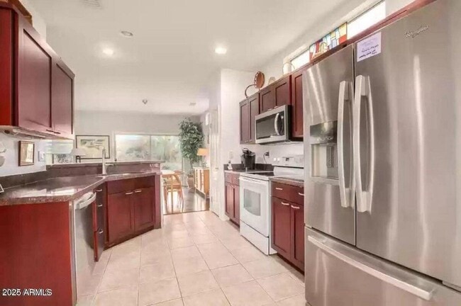 Foto del edificio - 16511 W Lone Tree Ct