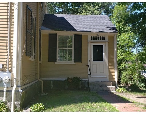 Primary Photo - 360 N Main St