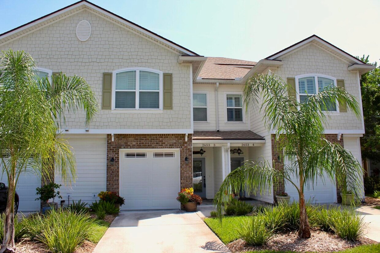 Primary Photo - 2520 Isabella Blvd