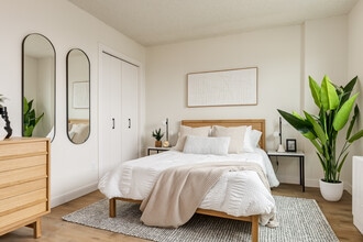 Building Photo - The SunRise