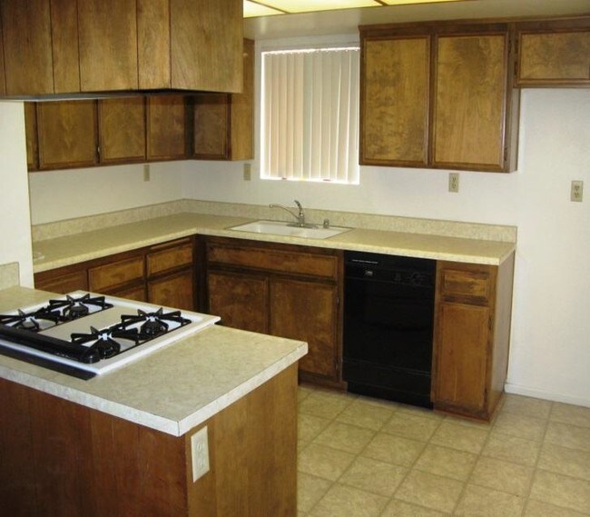 Interior 3 - 16154 Tawney Ridge Ln