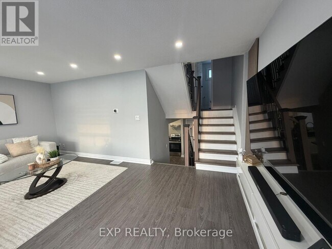 Building Photo - 7001 Casey St