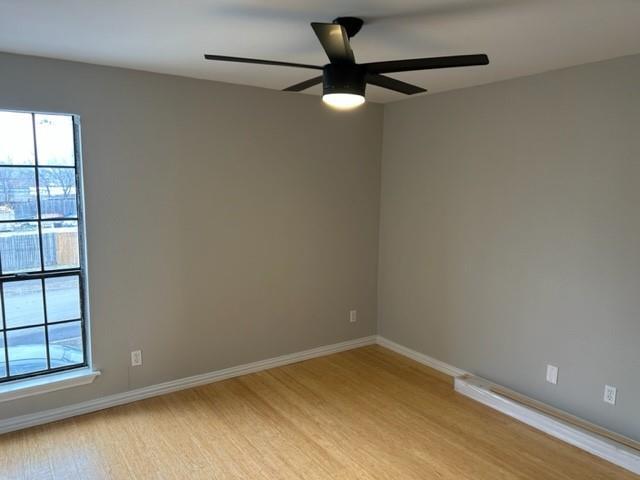 Foto del edificio - 7621 McCallum Blvd