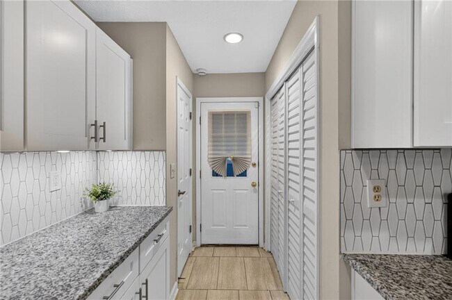 Foto del edificio - 4053 Cooper Ridge Ct SE
