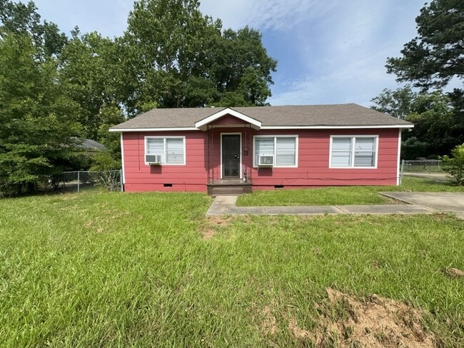 Photo - 3755 Newman Ave House