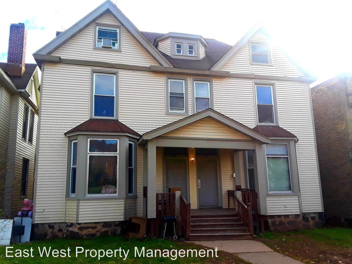 Primary Photo - 1426-1428 E 1st St