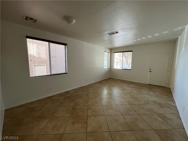 Building Photo - 10116 Lexington Pines Ave