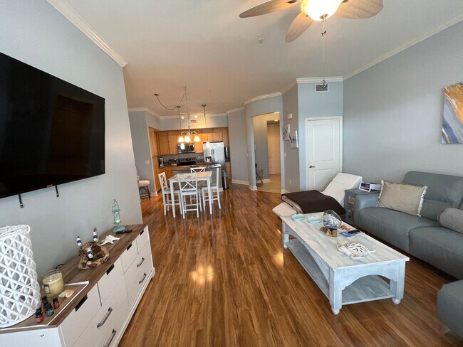 Foto del edificio - 8700 Front Beach Rd