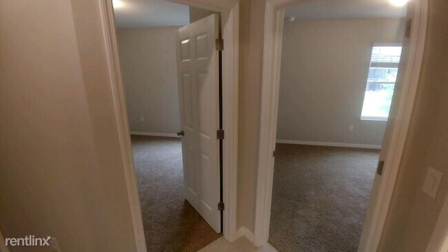 Foto del edificio - 3 br, 2 bath House - 2510 Jarvis St