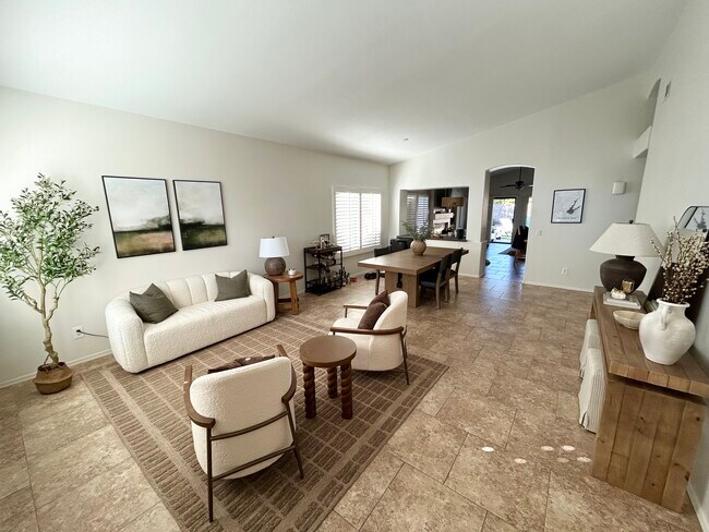 Foto del edificio - 17040 N 43rd Pl