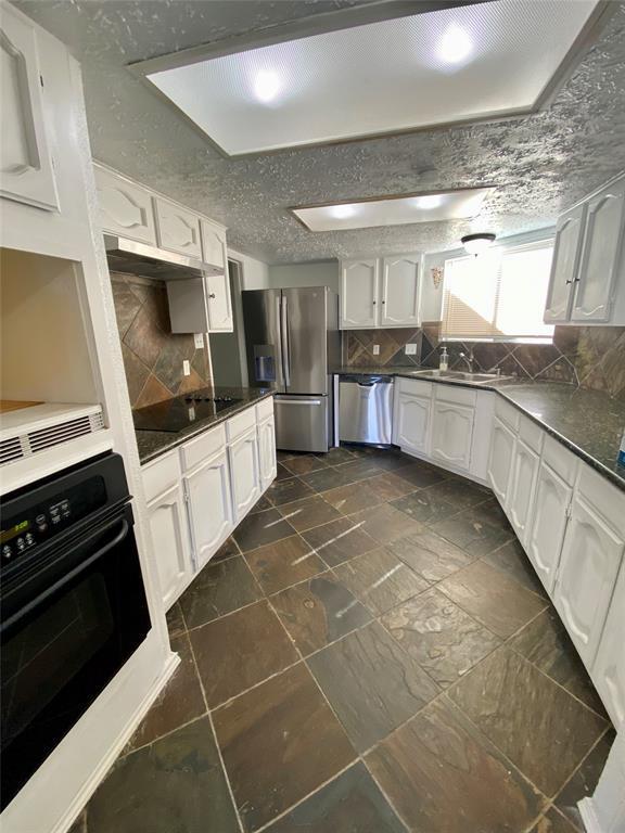 Building Photo - 7054 Camino Verde Dr