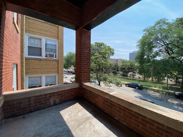 Foto del edificio - 1254 W Loyola Ave