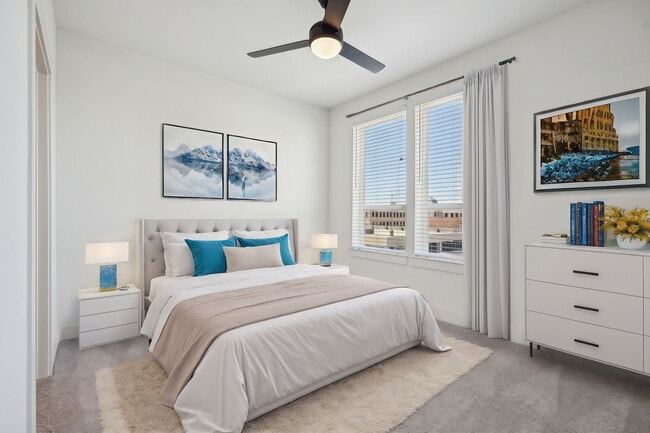 Building Photo - The Greyson