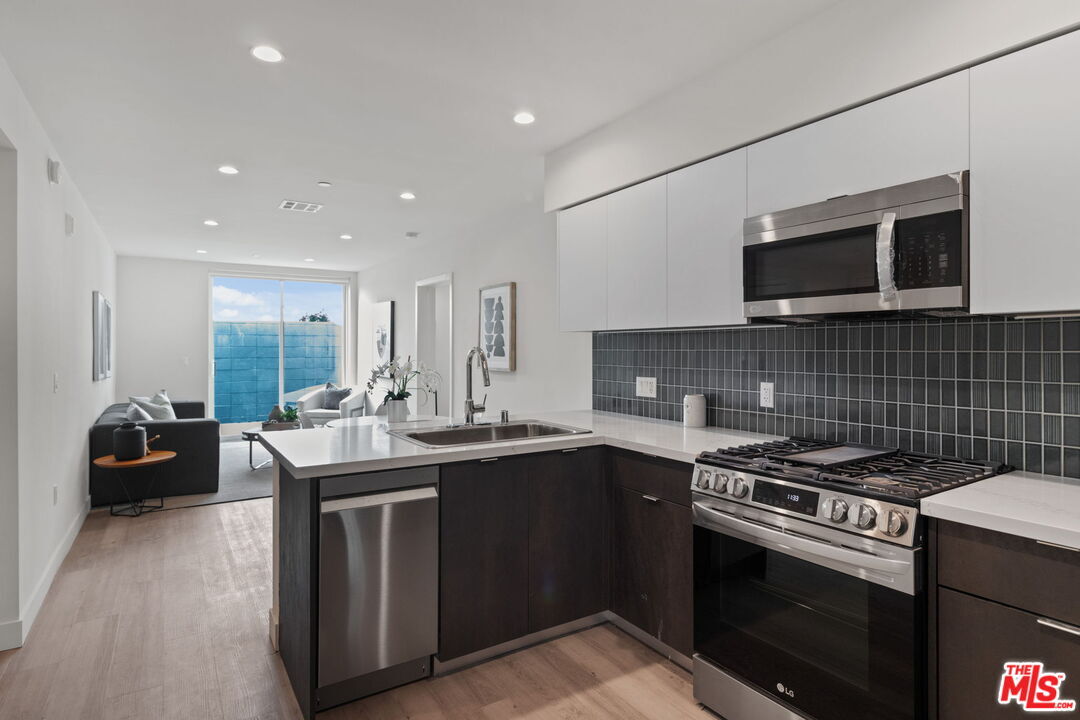 Foto principal - 132 Rosemont Ave