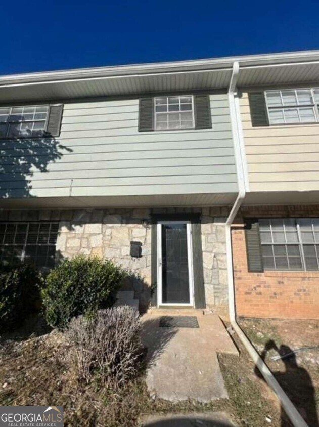 Foto principal - 4701 Flat Shoals Rd