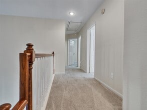 Building Photo - 2108 Autumn Cove Dr