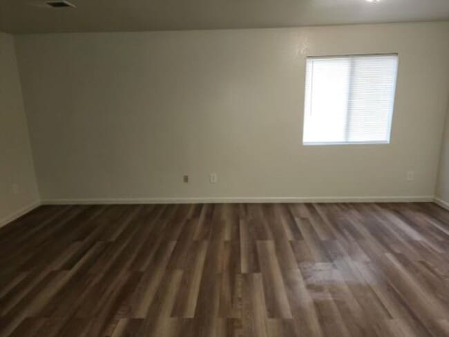 Building Photo - 1730 Inyo St
