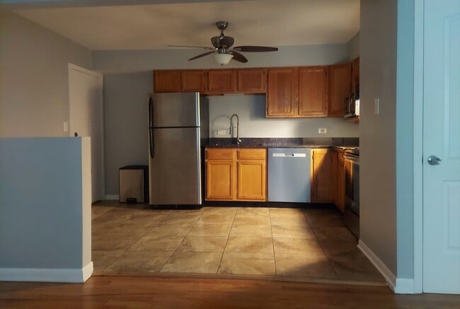 Photo - 320 Beach Ave Apartment