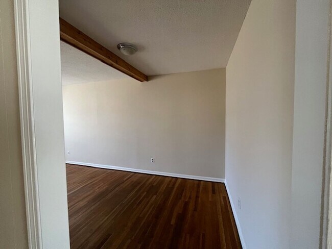 Foto del edificio - Renovated 3 Bedroom 1 Bath Home with 1 Car Garage for Rent!