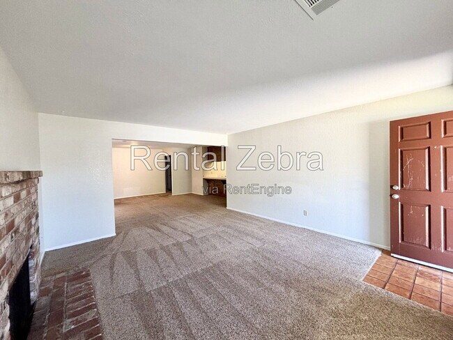 Foto del edificio - 3357 San Ramon Ct