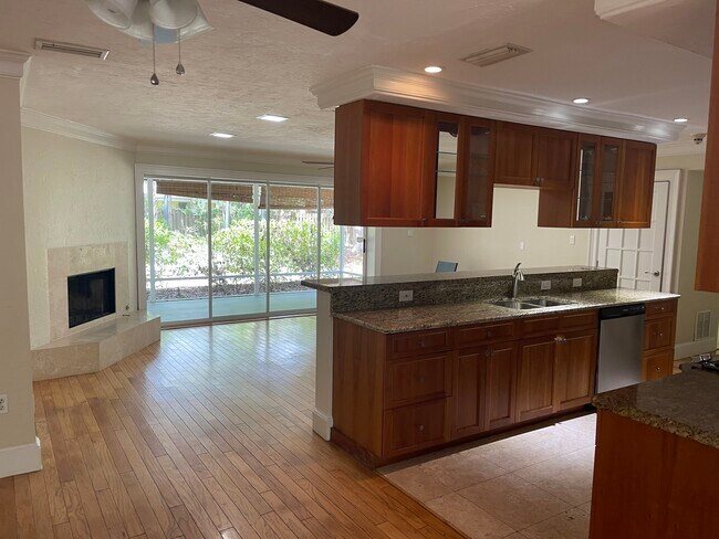 Foto del edificio - 2130 S Jefferson Ave