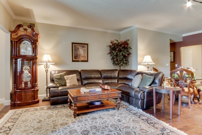 Foto del edificio - 133 W Northwood Ln