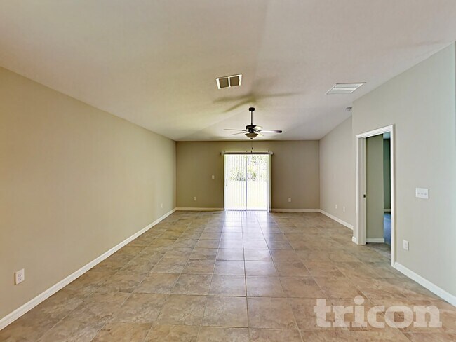 Building Photo - 1614 Broad Winged Hawk Dr