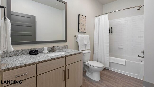 Foto del edificio - 5025 Wembley Central Ln