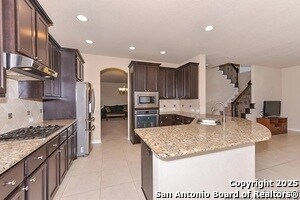 Foto del edificio - 18011 Muir Glen Dr