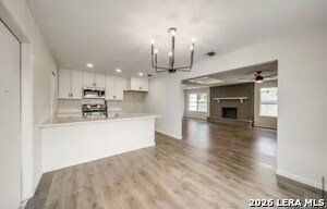 Building Photo - 14602 Edgemont St