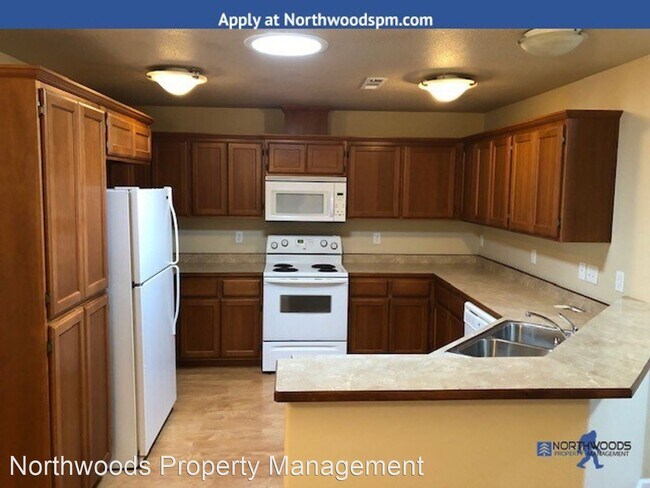 Foto del edificio - 2 br, 2 bath House - 330 Cheney Loop